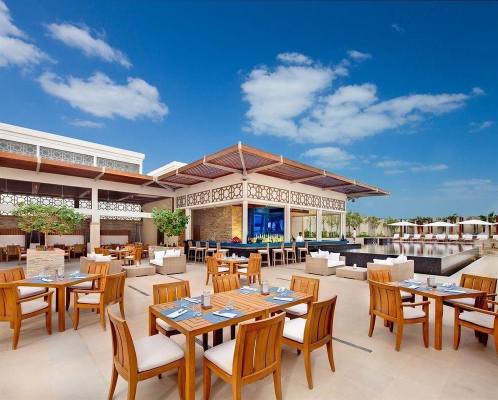 Le Meridien City Centre Bahrain Manama Ngoại thất bức ảnh The rooftop bar at the W Bali
